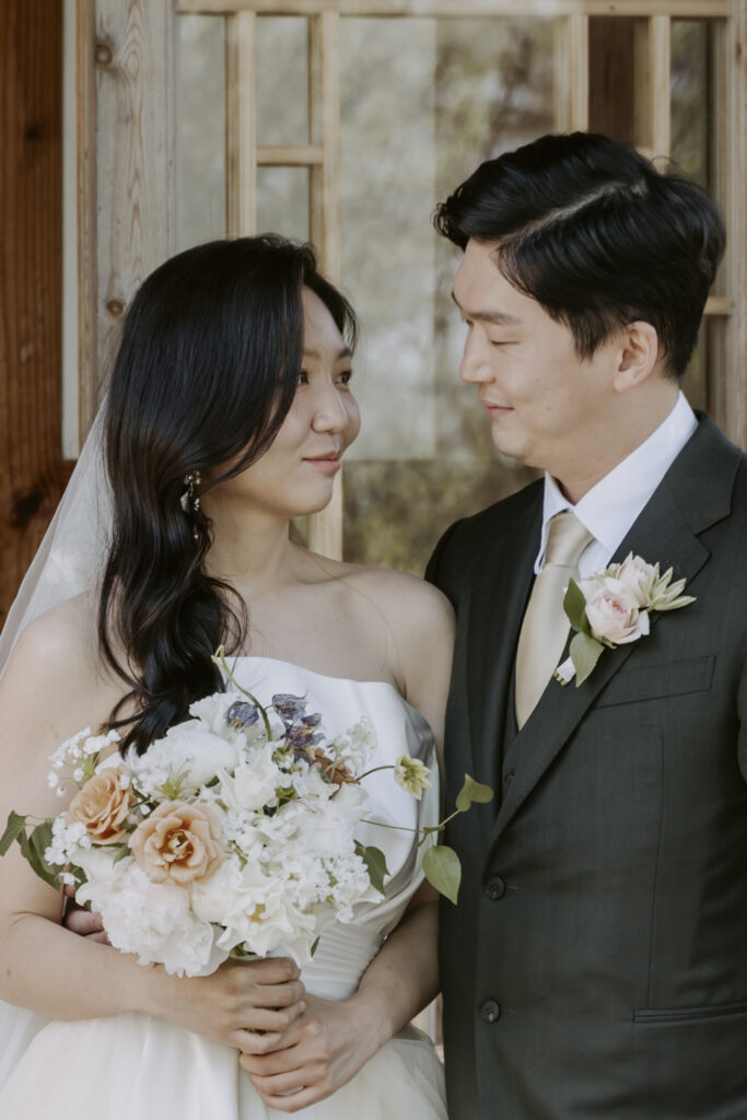 How to plan a first look at your Korean Wedding.